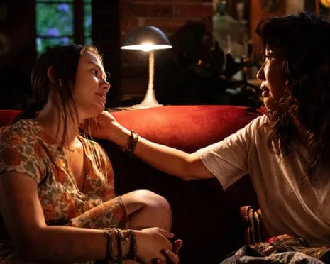 Witness This Film Film Analysis – The Talented Sandra Oh Headlines the Line in Dark Future Tale of Voluntary Euthanasia